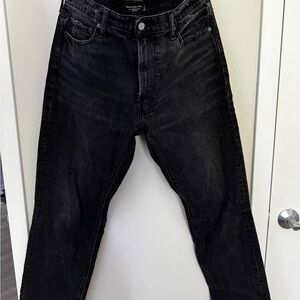 Abercrombie Men’s 90s Straight Vintage Black Denim